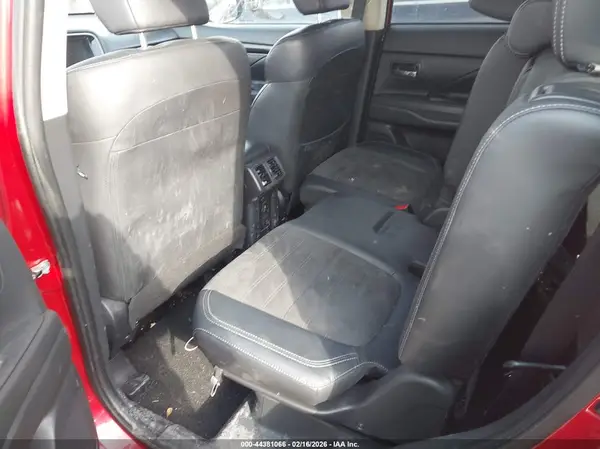 JA4AD3A34KZ045907 2019 MITSUBISHI OUTLANDER - Image 8