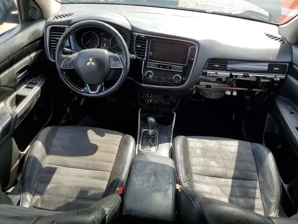 JA4AD3A34KZ048354 2019 MITSUBISHI OUTLANDER - Image 8