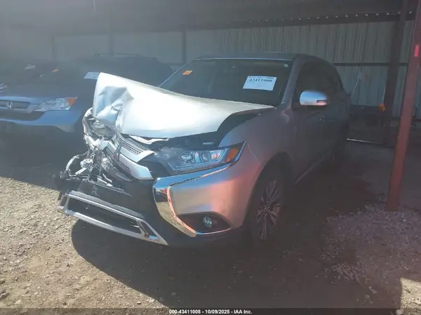 JA4AD3A34KZ049598 2019 MITSUBISHI OUTLANDER - Image 2