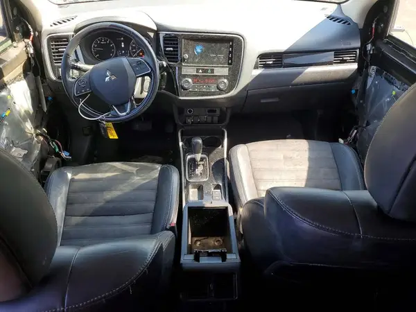 JA4AD3A34KZ049990 2019 MITSUBISHI OUTLANDER - Image 8