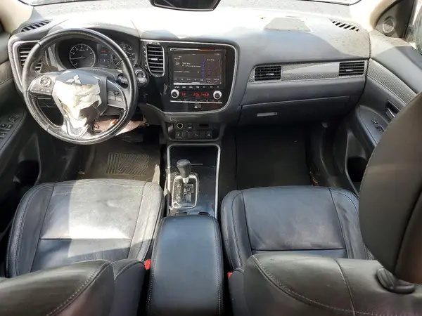 JA4AD3A34LJ001261 2020 MITSUBISHI OUTLANDER - Image 8