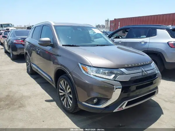 JA4AD3A34LZ003741 2020 MITSUBISHI OUTLANDER - Image 1