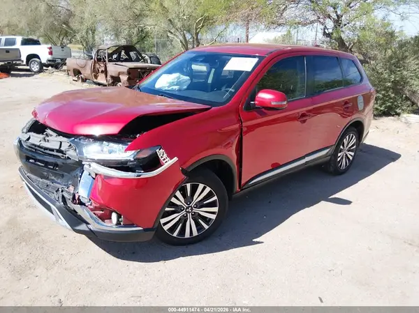 JA4AD3A34LZ005120 2020 MITSUBISHI OUTLANDER - Image 2
