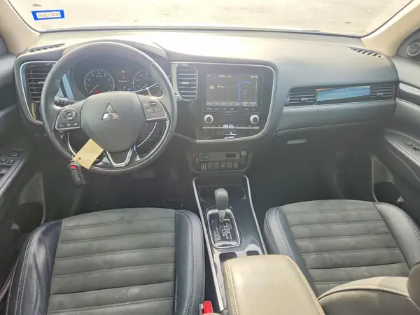 JA4AD3A34LZ005277 2020 MITSUBISHI OUTLANDER - Image 8