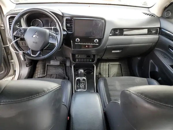 JA4AD3A34LZ012178 2020 MITSUBISHI OUTLANDER - Image 8
