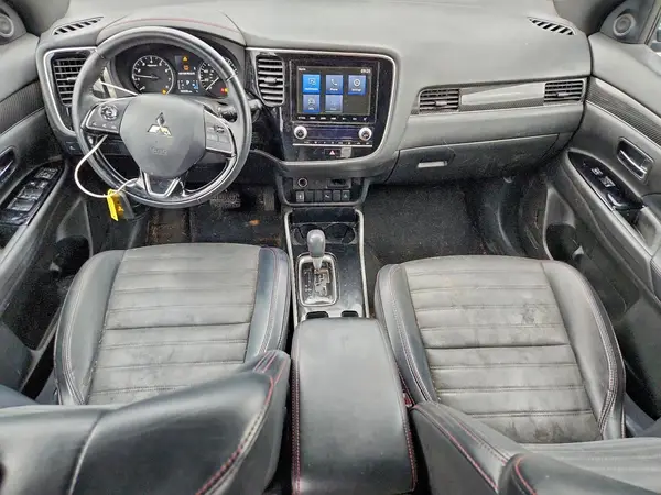 JA4AD3A34LZ020409 2020 MITSUBISHI OUTLANDER - Image 8