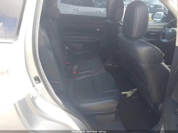 JA4AD3A34LZ020877 2020 MITSUBISHI OUTLANDER - Image 8