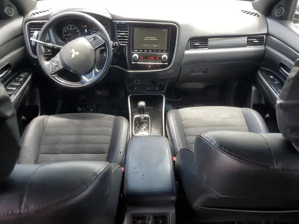 JA4AD3A34LZ023472 2020 MITSUBISHI OUTLANDER - Image 8