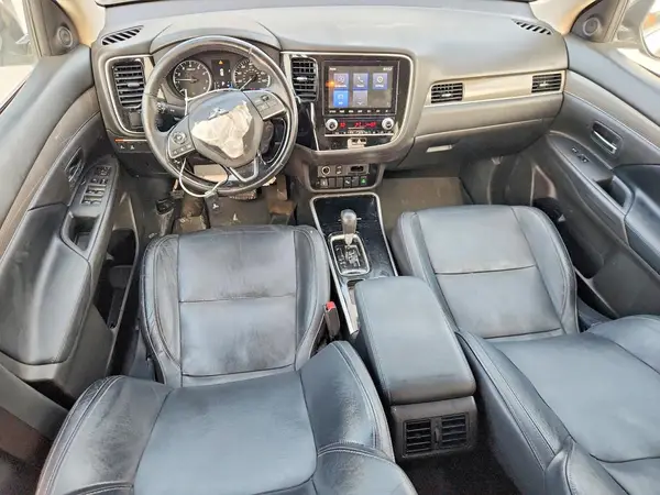 JA4AD3A34LZ025299 2020 MITSUBISHI OUTLANDER - Image 8