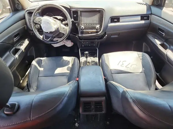 JA4AD3A34LZ030731 2020 MITSUBISHI OUTLANDER - Image 8