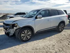 JA4AD3A34LZ033211 2020 MITSUBISHI OUTLANDER