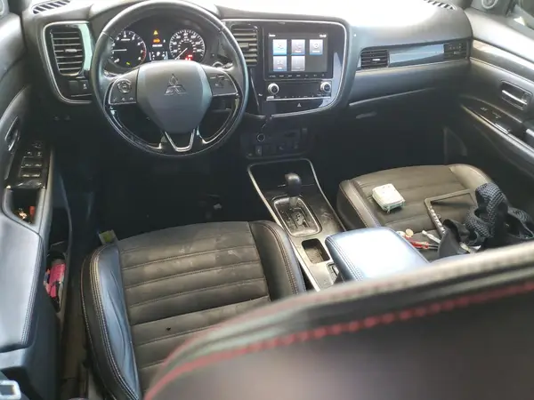 JA4AD3A34LZ037761 2020 MITSUBISHI OUTLANDER - Image 8