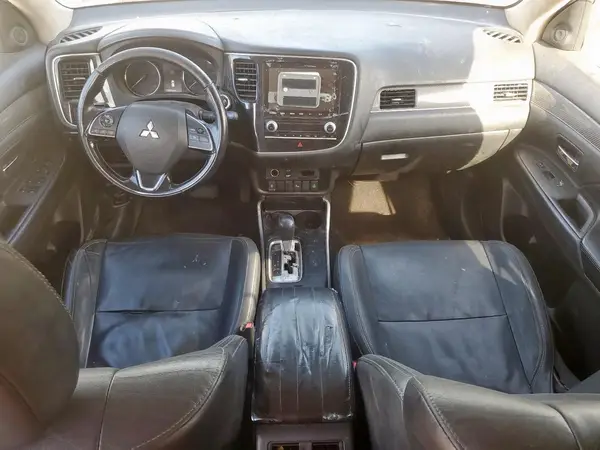 JA4AD3A34LZ042877 2020 MITSUBISHI OUTLANDER - Image 8