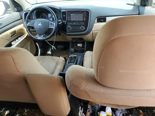 JA4AD3A35GZ004354 2016 MITSUBISHI OUTLANDER - Image 8