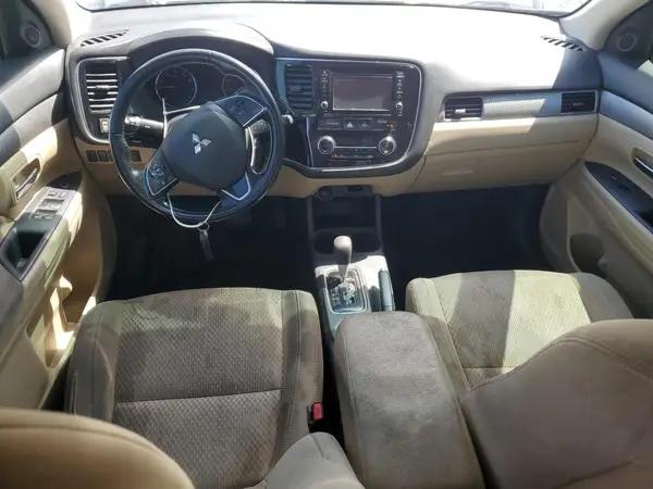 JA4AD3A35GZ006444 2016 MITSUBISHI OUTLANDER - Image 8
