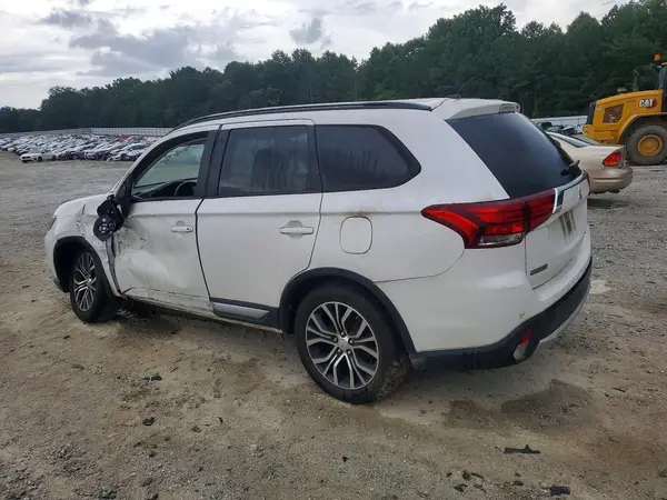JA4AD3A35GZ007223 2016 MITSUBISHI OUTLANDER - Image 2