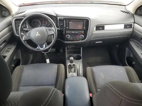JA4AD3A35GZ017895 2016 MITSUBISHI OUTLANDER - Image 8