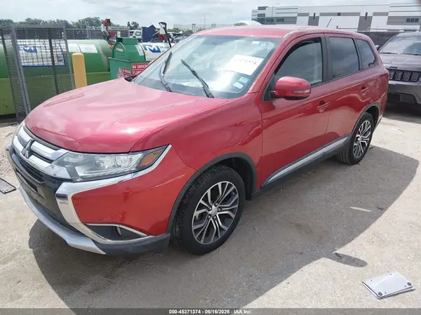 JA4AD3A35GZ018383 2016 MITSUBISHI OUTLANDER - Image 2