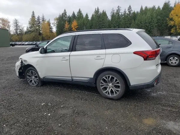 JA4AD3A35GZ020070 2016 MITSUBISHI OUTLANDER - Image 2