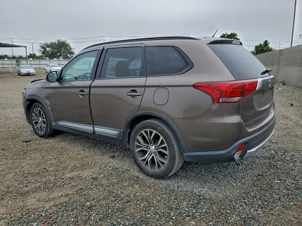 JA4AD3A35GZ024507 2016 MITSUBISHI OUTLANDER - Image 2