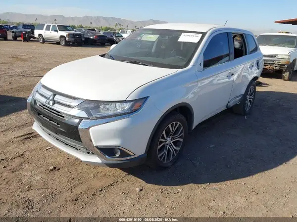 JA4AD3A35GZ028766 2016 MITSUBISHI OUTLANDER - Image 2