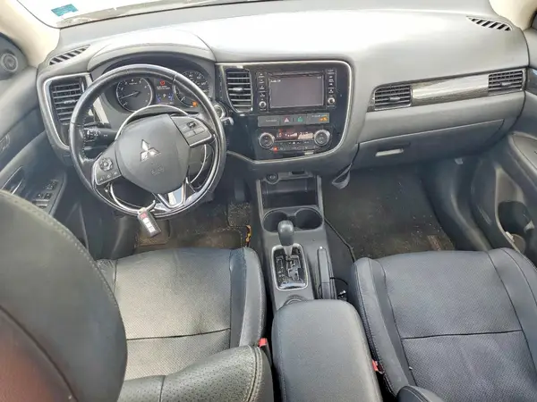 JA4AD3A35GZ029187 2016 MITSUBISHI OUTLANDER - Image 8