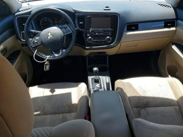 JA4AD3A35GZ034597 2016 MITSUBISHI OUTLANDER - Image 8