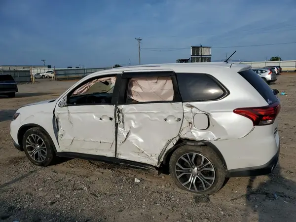 JA4AD3A35GZ049410 2016 MITSUBISHI OUTLANDER - Image 2