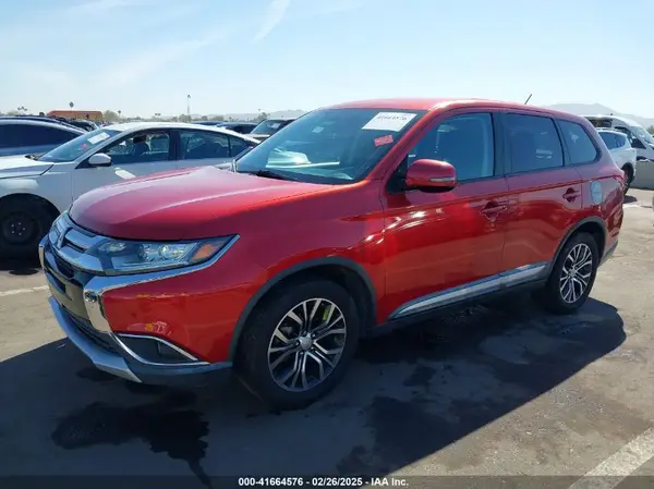 JA4AD3A35GZ055823 2016 MITSUBISHI OUTLANDER - Image 2