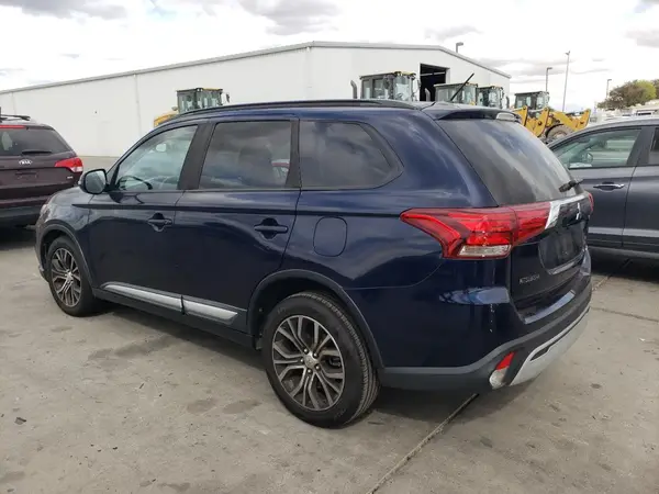 JA4AD3A35GZ056177 2016 MITSUBISHI OUTLANDER - Image 2