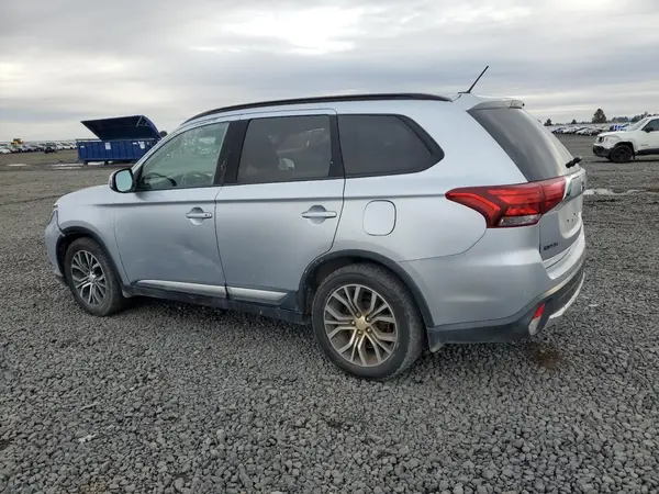 JA4AD3A35GZ060133 2016 MITSUBISHI OUTLANDER - Image 2