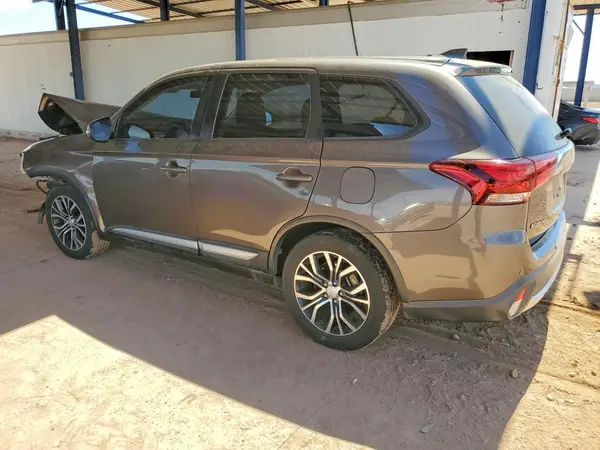 JA4AD3A35HZ007997 2017 MITSUBISHI OUTLANDER - Image 2