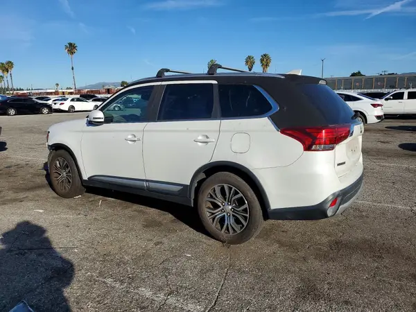 JA4AD3A35HZ040241 2017 MITSUBISHI OUTLANDER - Image 2