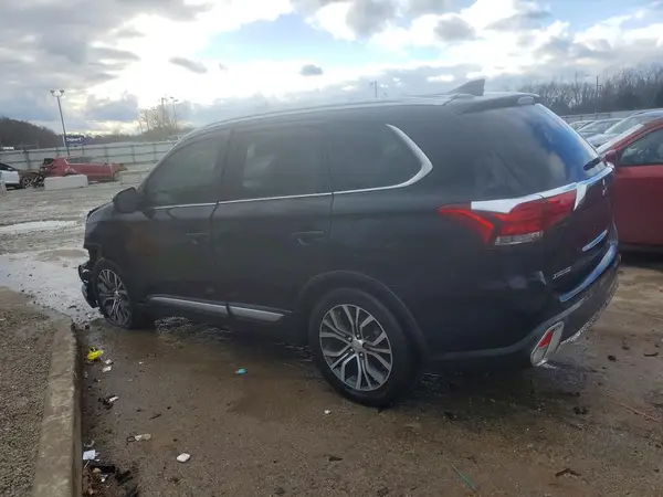 JA4AD3A35HZ057721 2017 MITSUBISHI OUTLANDER - Image 2