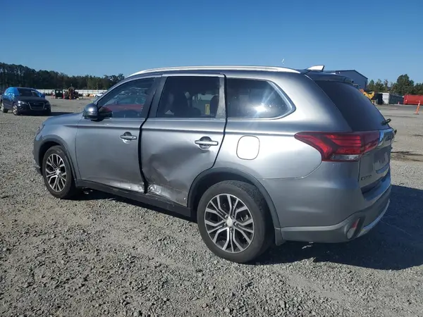 JA4AD3A35HZ061462 2017 MITSUBISHI OUTLANDER - Image 2