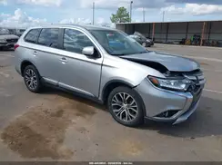 JA4AD3A35JJ002108 2018 MITSUBISHI OUTLANDER