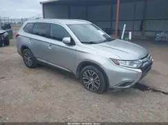 JA4AD3A35JZ007942 2018 MITSUBISHI OUTLANDER