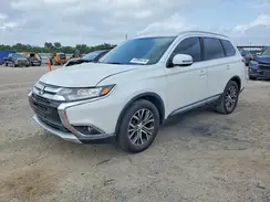 JA4AD3A35JZ016818 2018 MITSUBISHI OUTLANDER
