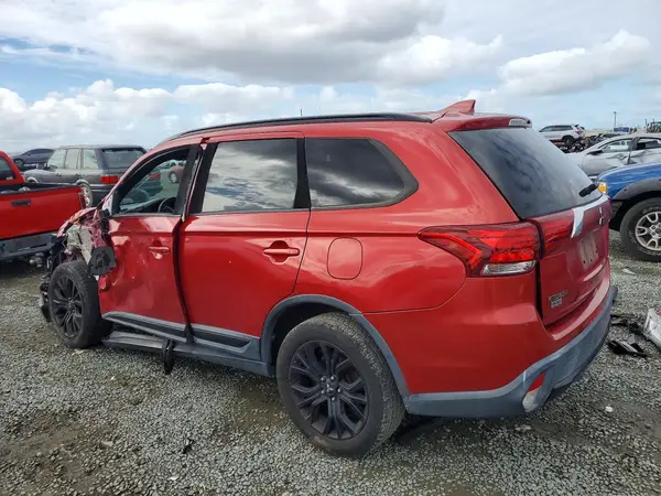 JA4AD3A35JZ046966 2018 MITSUBISHI OUTLANDER - Image 2