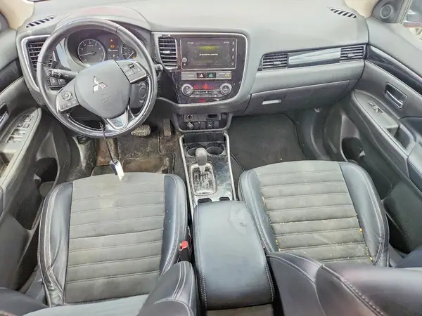 JA4AD3A35KZ005853 2019 MITSUBISHI OUTLANDER - Image 8