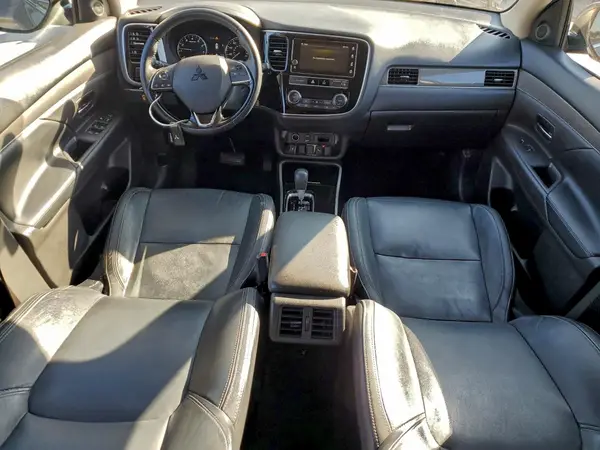 JA4AD3A35KZ006520 2019 MITSUBISHI OUTLANDER - Image 8