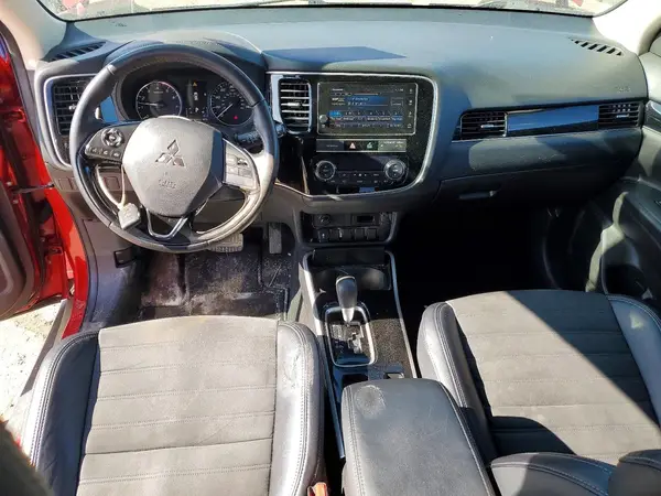 JA4AD3A35KZ007859 2019 MITSUBISHI OUTLANDER - Image 8