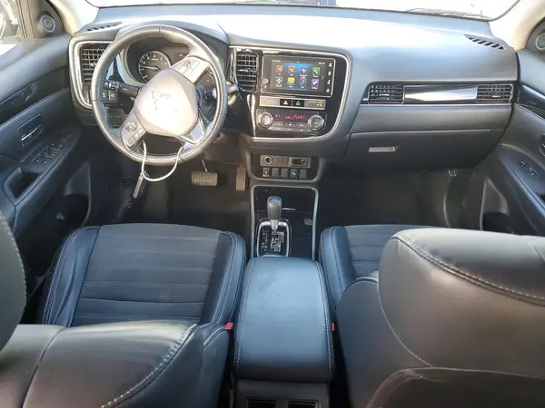JA4AD3A35KZ018733 2019 MITSUBISHI OUTLANDER - Image 8