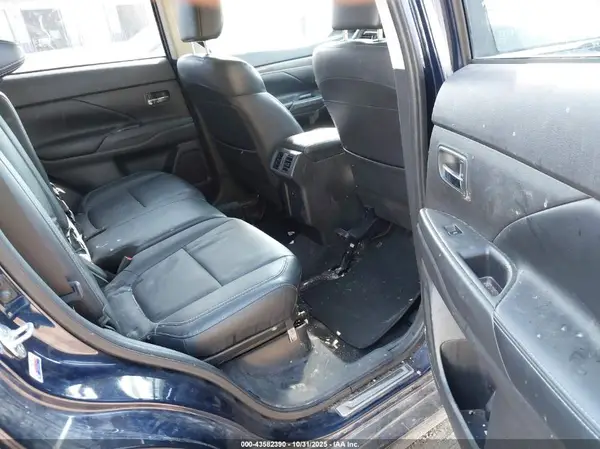 JA4AD3A35KZ022510 2019 MITSUBISHI OUTLANDER - Image 8