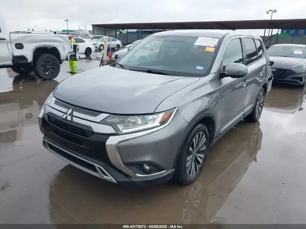 JA4AD3A35KZ026377 2019 MITSUBISHI OUTLANDER - Image 2