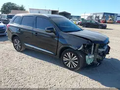 JA4AD3A35KZ032874 2019 MITSUBISHI OUTLANDER