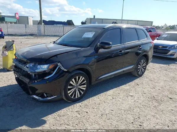 JA4AD3A35KZ032874 2019 MITSUBISHI OUTLANDER - Image 2