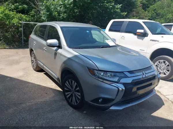 JA4AD3A35KZ033345 2019 MITSUBISHI OUTLANDER - Image 1