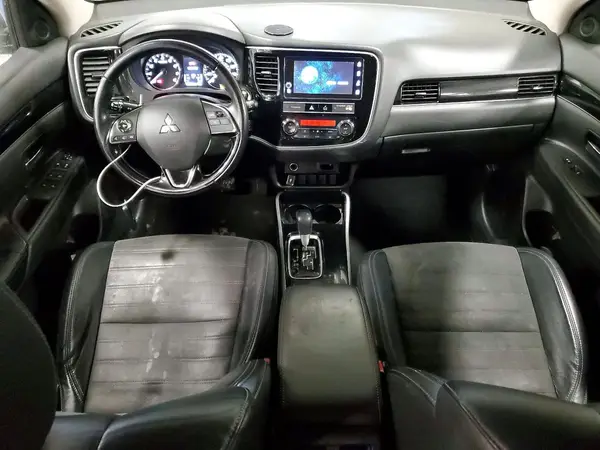 JA4AD3A35KZ046421 2019 MITSUBISHI OUTLANDER - Image 8