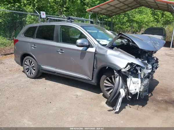 JA4AD3A35KZ051733 2019 MITSUBISHI OUTLANDER - Image 1